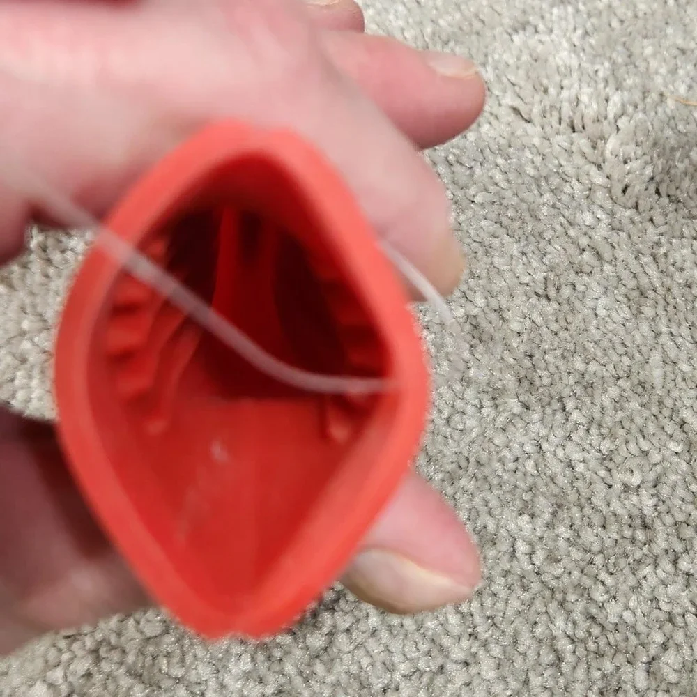 Lodge Silicone‎ Hot Handle Holder Red Heat Resistant ASNHH41